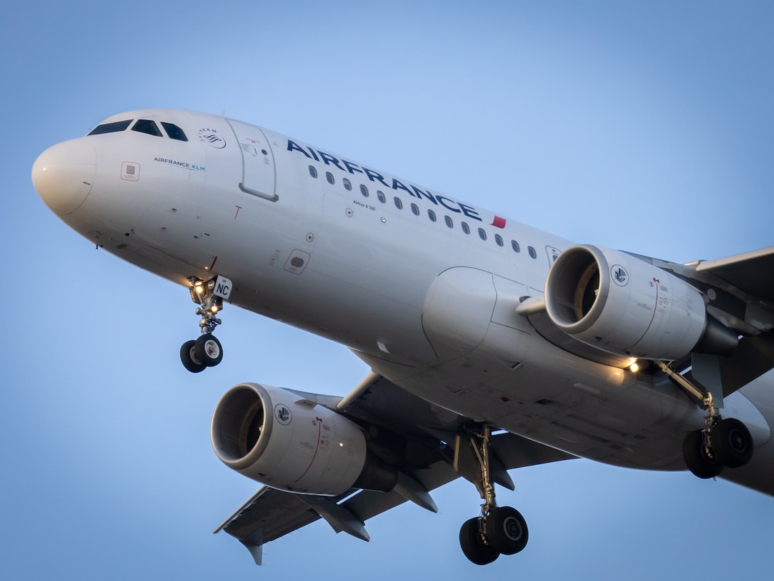 MULTIPLE AIRLINES SUSPEND FLIGHTS AFTER ATTACK ON TEL AVIV
