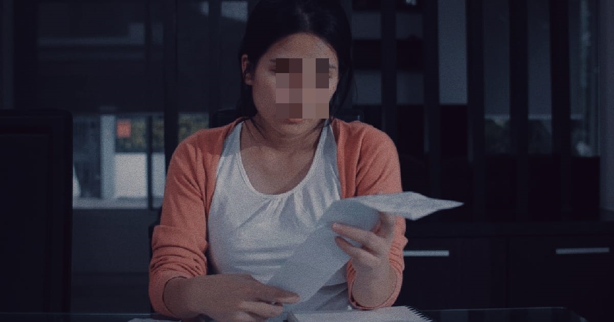 WOMAN WORKS 2 JOBS TO SURVIVE, EVERY MONTH LEFT WITH $0 AFTER PAYING BILLS & FOOD
