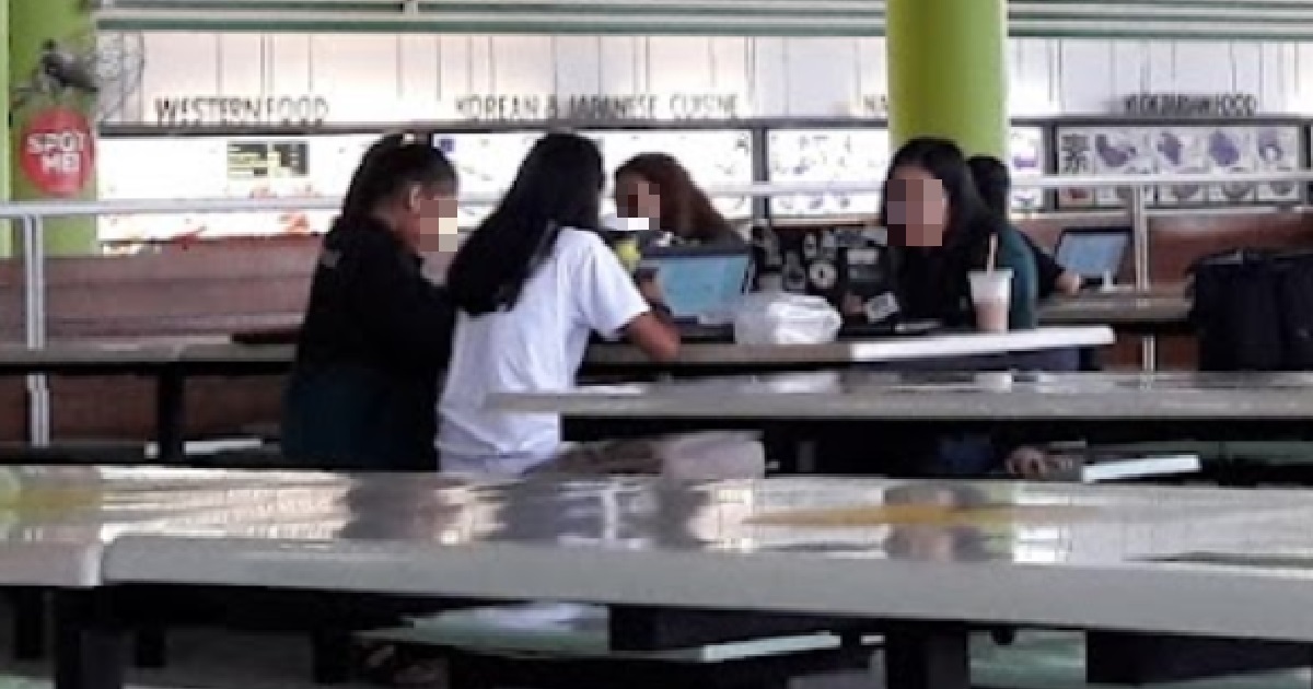 XMM SPILLS CUP ON SCHOOLMATE’S LAPTOP, HER PARENTS WANT SUE HER INSTEAD OF FIXING IT