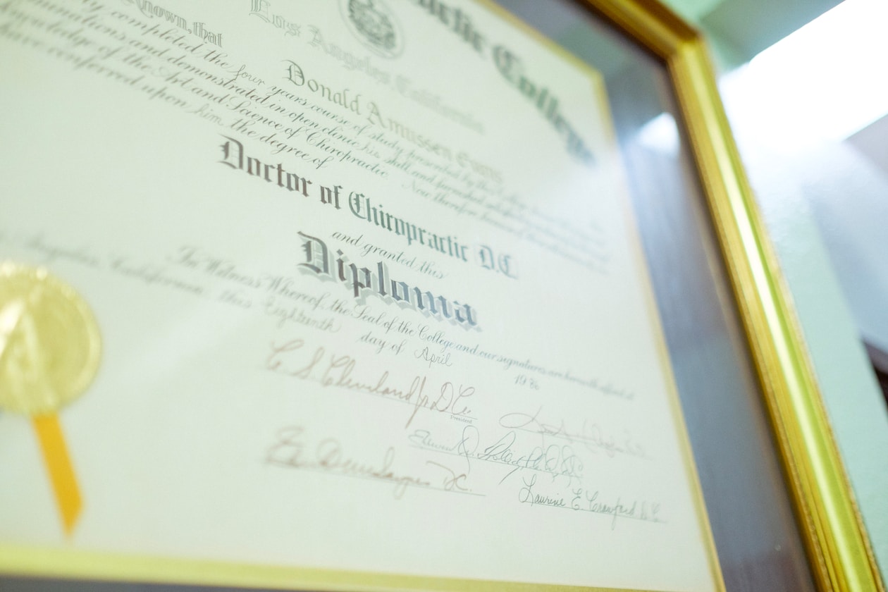 MAN SAYS HIS DIPLOMA CERT ONLY GET $2.1K SALARY, CANNOT SUSTAIN LIFE