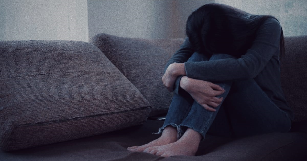 30 Y.O WOMAN NEVER PIAK PIAK OR HAD BF BEFORE, CAN’T FIND A MAN AS THEY WANT YOUNGER WOMEN