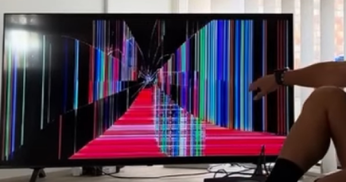 MAN’S 2 Y.O BABY THREW A TOY & SMASHED HIS TV, HE GOT NO MONEY TO BUY NEW ONE & HEARTBROKEN