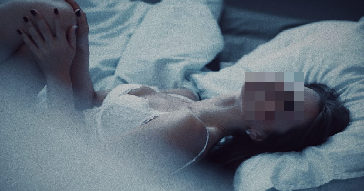 GF THINKS SHE’S GOOD IN BED, LIE DOWN LIKE STARFISH WHILE BF DO ALL THE WORK