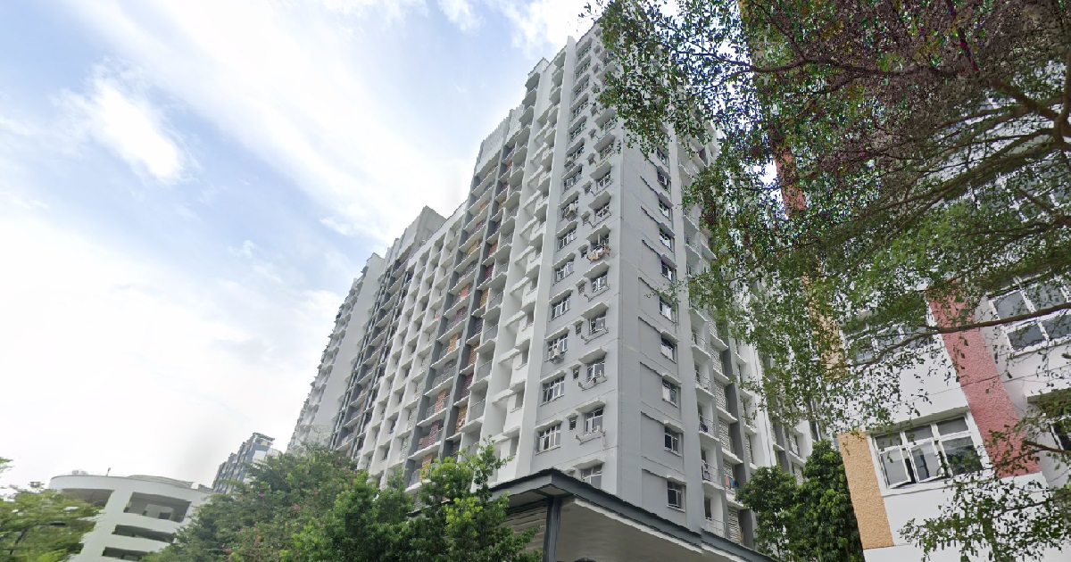 29 Y.O SIAO LANG THREW BICYCLE, TV, OVEN OUT OF WINDOW @ PUNGGOL HDB FLAT, ARRESTED