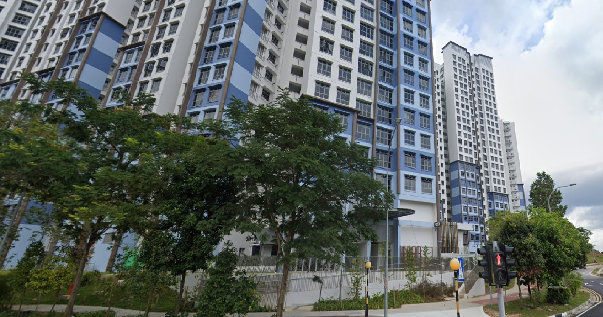 61 Y.O MAN FOUND DEAD INSIDE PUNGGOL FLAT, BODY WAS ROTTING WHEN POLICE ARRIVED