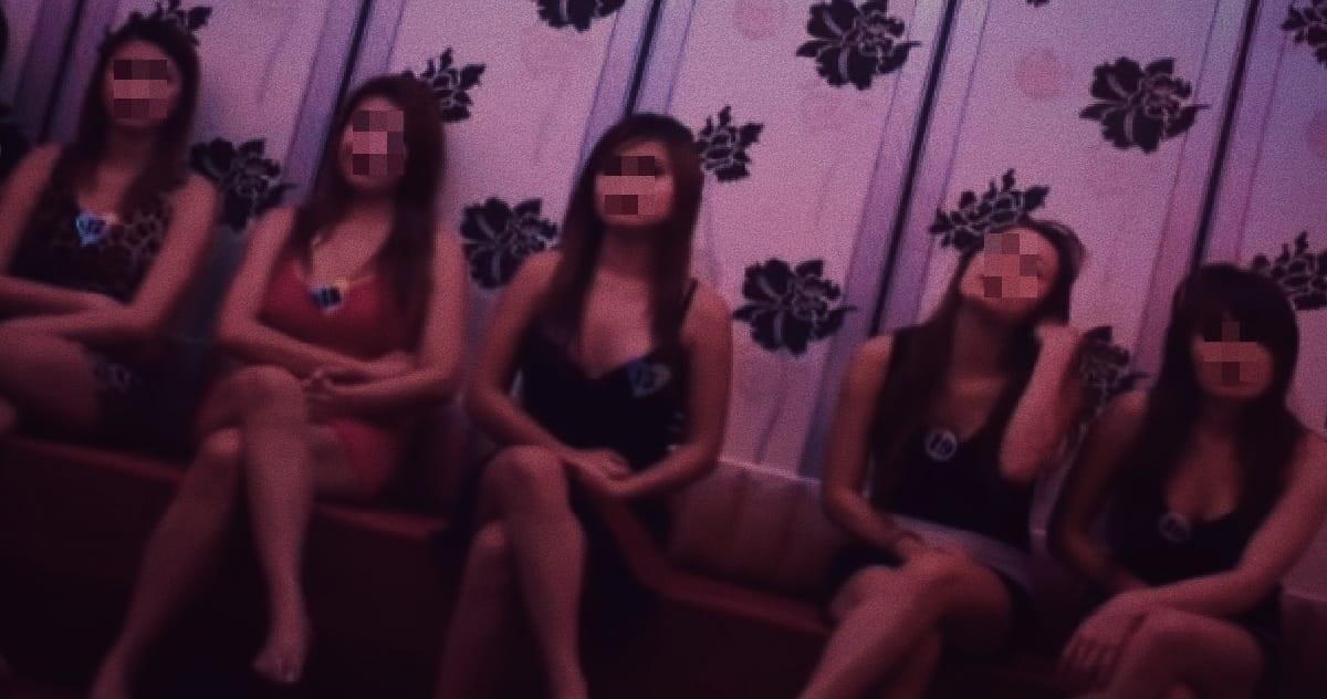 GUY ONLY SLEEPS WITH PROSTITUTES ‘CAUSE HE’S SCARED HE WILL DISAPPOINT NORMAL WOMEN