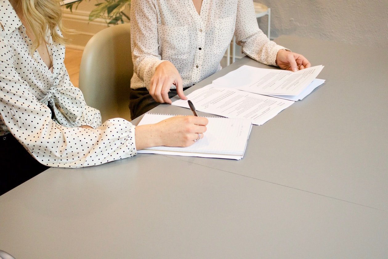 CONTRACT BOND JOB AFFECTING MAN’S MENTAL HEALTH, SCARE NEED COMPENSATE, HOW AH
