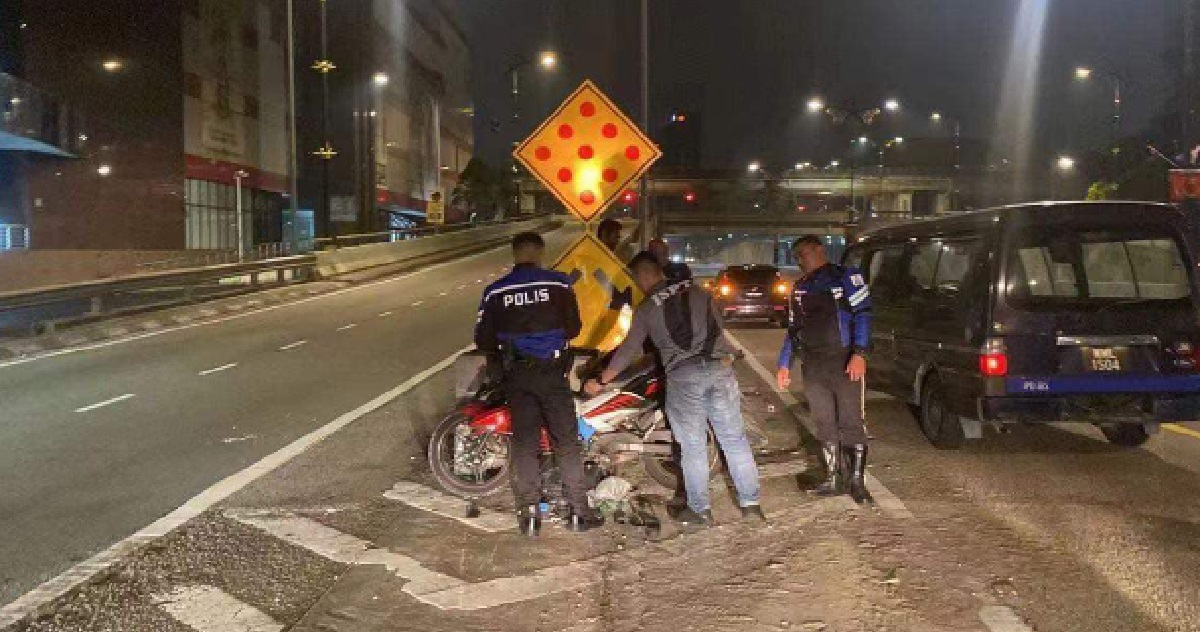 42 Y.O FATHER-OF-2 KILLED IN CRASH WHILE RIDING TO S’PORE FOR WORK, DECLARED DEAD AT SCENE