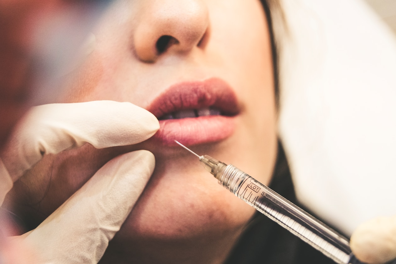 UNLICENSED WOMAN WHO CARRIED OUT BOTOX PROCEDURES FOR 3 WOMEN CHARGED IN COURT