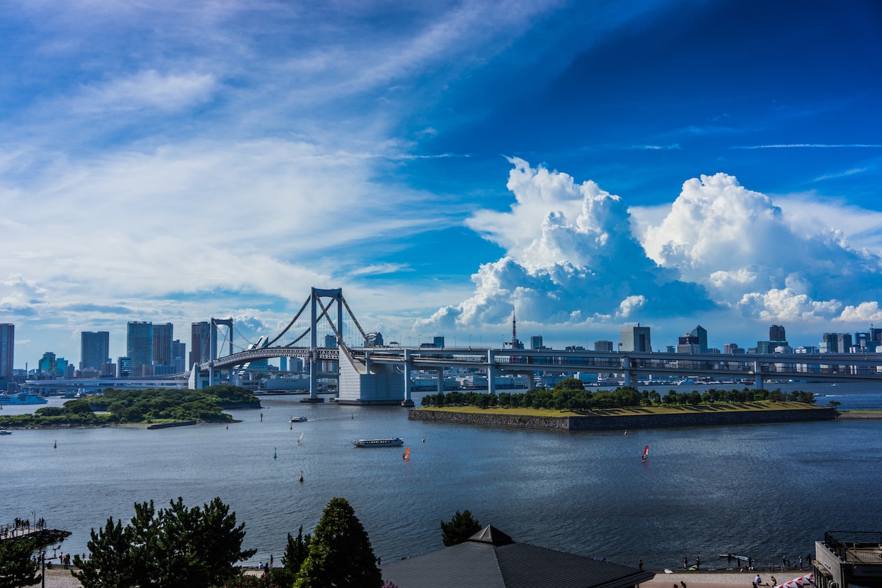 RISE IN TEMPERATURE, TOKYO RECORDS A NEW HIGH ON TUESDAY