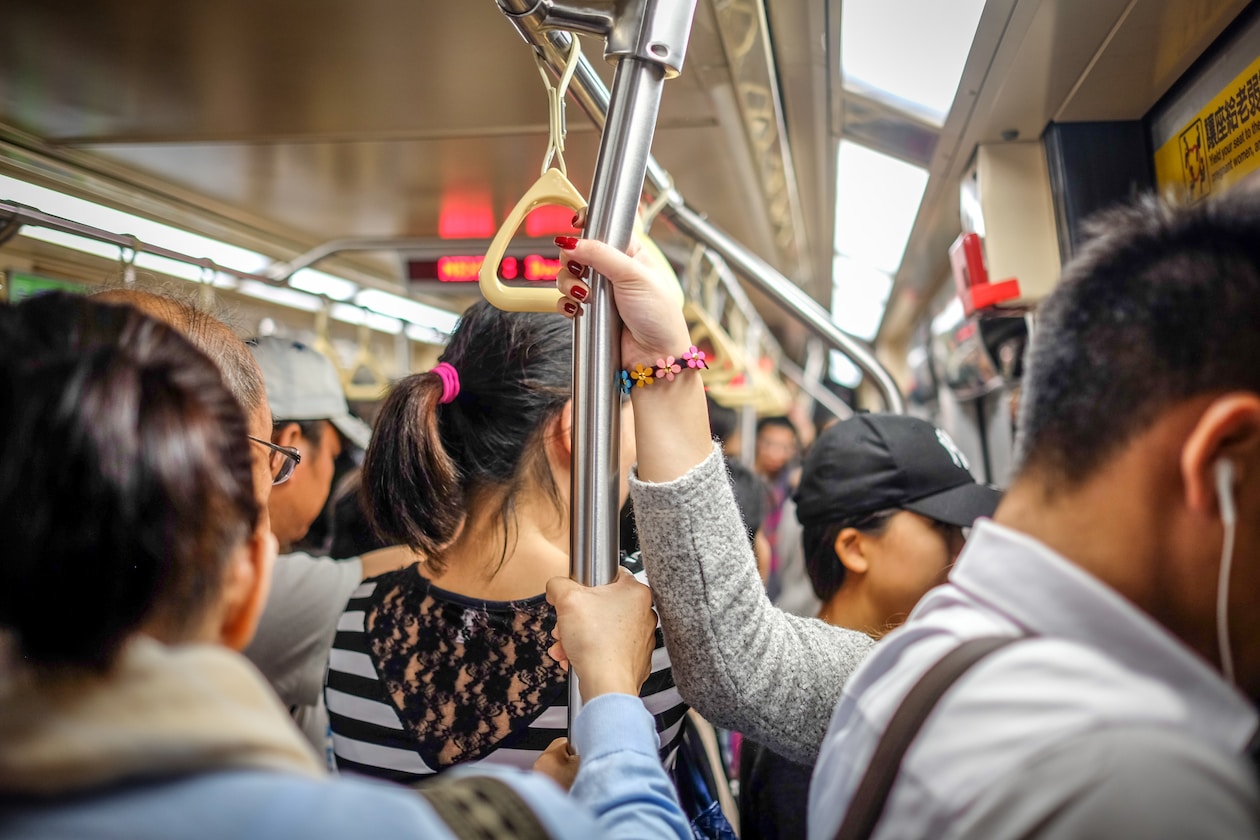 MAN SAY MANY S’POREANS COMPLAIN TOO MUCH, TAKE MANY THINGS FOR GRANTED