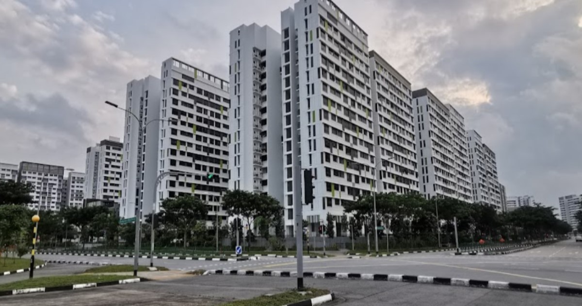 2 MEN, AGES 24 & 26, ARRESTED FOR 4AM ASSAULT OF 31 Y.O MAN @ TAMPINES AVENUE 9