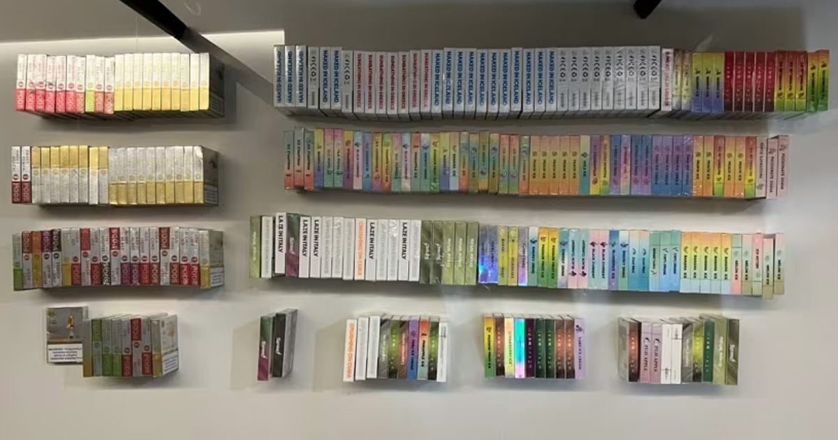 MAN SELLS VAPE AT WEST MALL, KEPT HUNDREDS OF VAPE IN HARVEY NORMAN